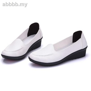 Kasut Jururawat Putih Nurse Slip Buckle Flat Shoes White
