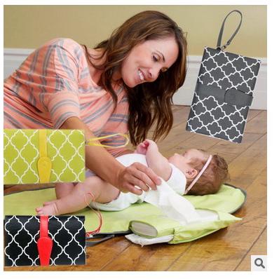 Multi-functional portable baby diaper pad storage can be folded waterproof baby pee mat replacement pad