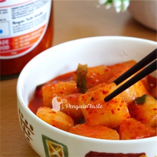 Radish Kimchi 韩式萝卜泡菜 700g (Kkakdugi) muslim friendly Kimchi Jjigae Kimchi Fried Rice Spicy Crunchy 泡菜部队锅 韩式小菜 泡菜