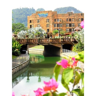 Lost World of Tambun Hotel with Breakfast and Night Hot Spring Park Ticket for 2 Adult.