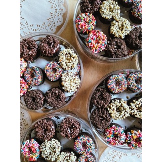 [PRE ORDER] MINI BRONIS DONUT WITH ASSORTED TOPPING TMSKITCHENN | BROWNIES DONUT | DOUGHNUTS