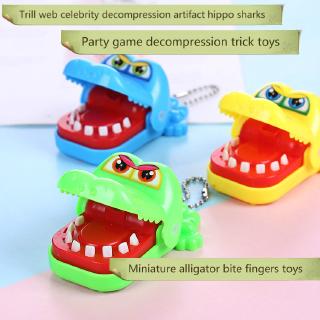 【Ready Stock】So the lowest price Hot style Miniature alligator bite fingers toys Party game decompression trick toys Trill web celebrity decompression artifact hippo sharks