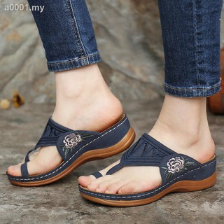Plus Size Slippers Women Summer New Mid-heel Over-toe Embroidered Shoes Non-slip Wedge Heel