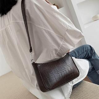 New Women's Bag Retro Patent Leather Handbag One Shoulder Shoulder Arm Bag