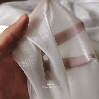 Pearlescent silk satin organza fabric Smooth and elegant thick luster wedding dress decorative design yarn DIY fabricKain sutera kain pengantin hiasan berkilau tebal yang halus dan elegan dengan (1)