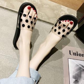 Fashionable Casual Slippers for Women Wearing Summer Indoor Slippers