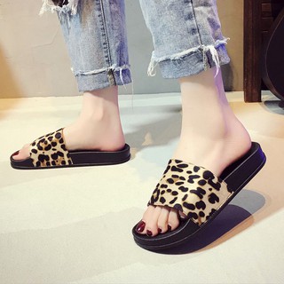 Hot Slippers female summer wear outside lovely han edition leopard household bathroom flat non-slip students ms cool sandals