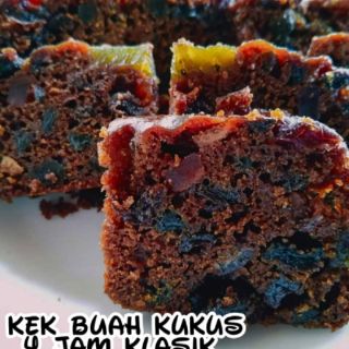 KEK BUAH KUKUS 4 JAM FRUIT MOIST CAKE 500g