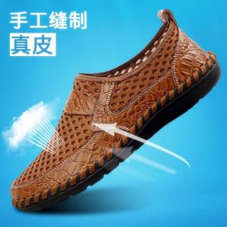 🔥Ready Stock🔥Men's leather shoes leather men's leather sandals hollow mesh shoes men Peas a pedal breathable summer br (1)