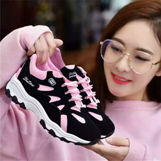 Women Casual Light Sport Shoes (1)