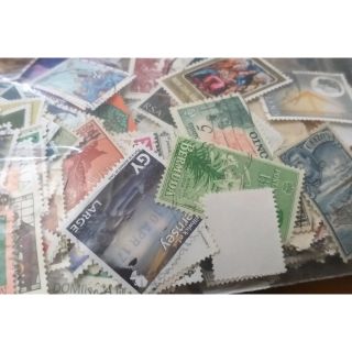 New Stock 200 pcs plus STAMPS Commonwealth Classic to Modern Fine Used Only
