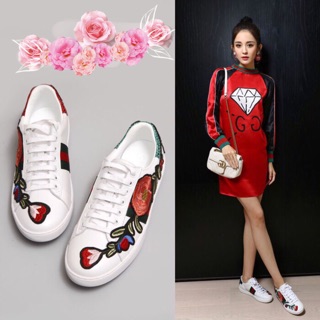 Embroidery Rose White Shoe