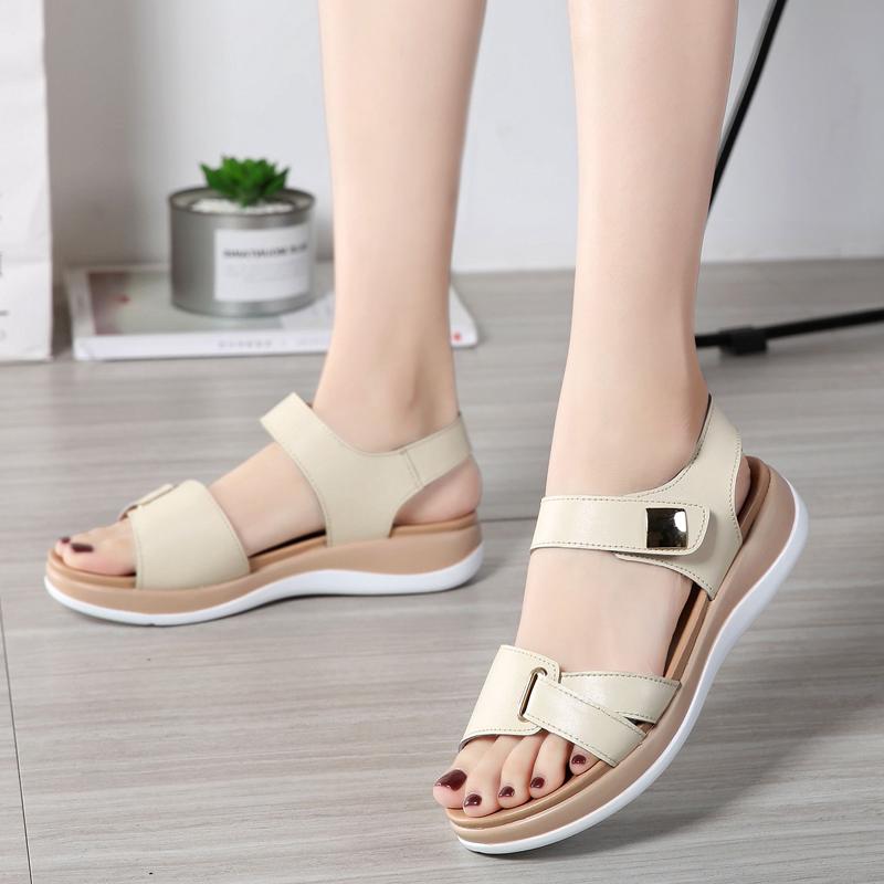 [High Quality] Women 2020 New Summer Breathable Travel Sandal Casual Light Beach Velcro Breathable Sandals Slippers 3 Color